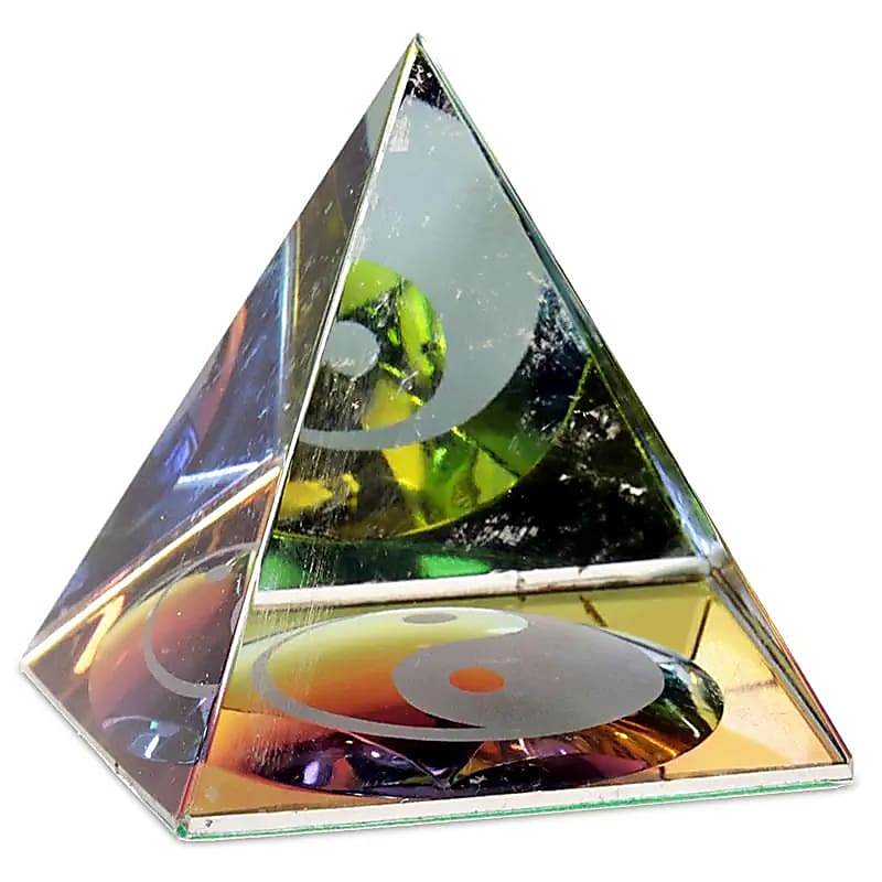 PYRAMIDE CRISTAL  YING YANG