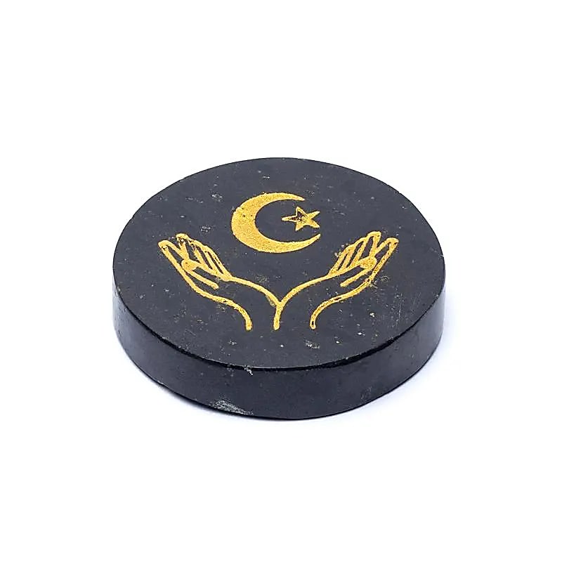 Disque minéral gravé tourmaline noire mains