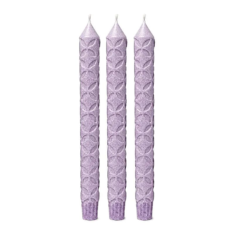 Bougie dîner motif Fleur de Vie stéarine violet -- 23x2.2 cm