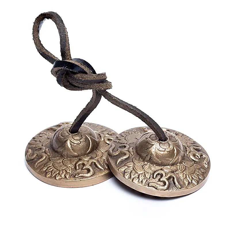 Tingshas Hindou Om avec lotus -- 200gr; 6cm
