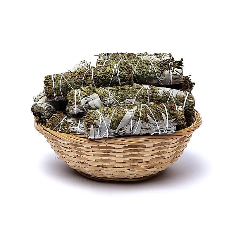 Sauge blanche smudge Cèdre S - 24 dans un panier -- ±11x3,5 cm ; ±30-40g