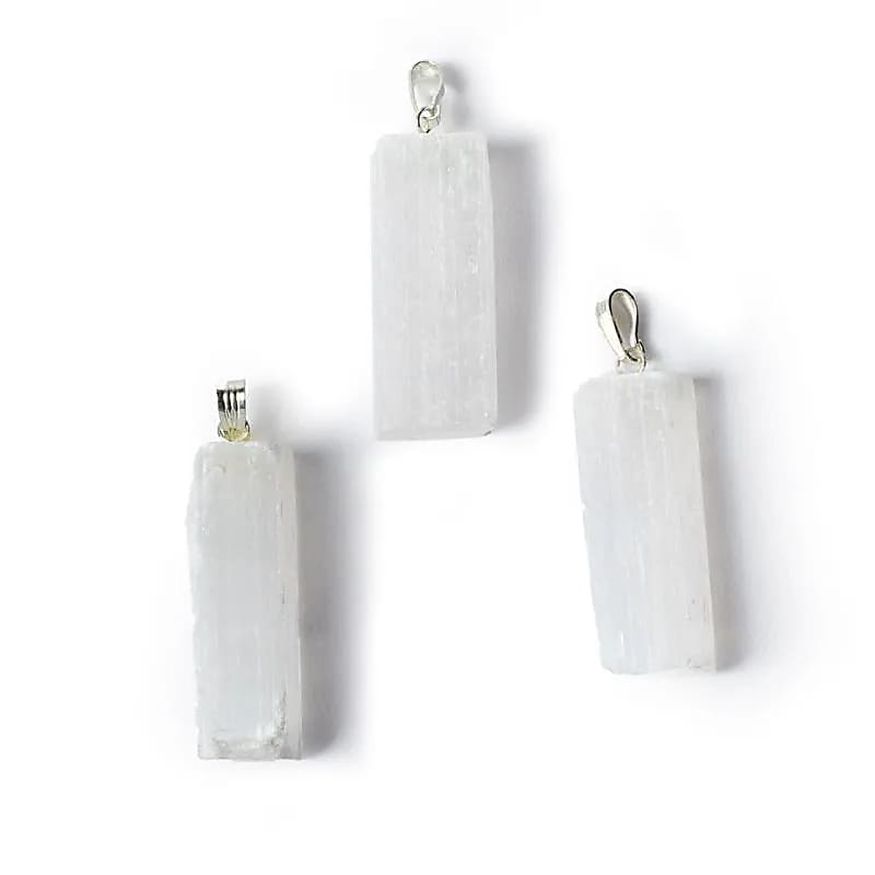 Pendentif Sélénite blanche brute -- ±4cm