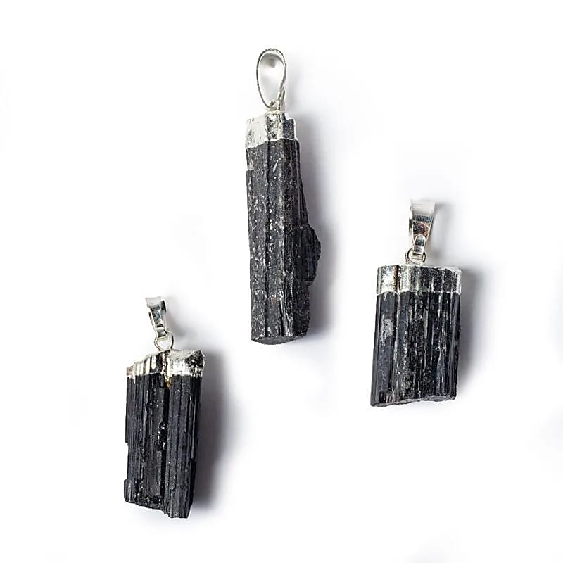 Pendentif pierre précieuse tourmaline noire brute -- ±3-4.5 cm