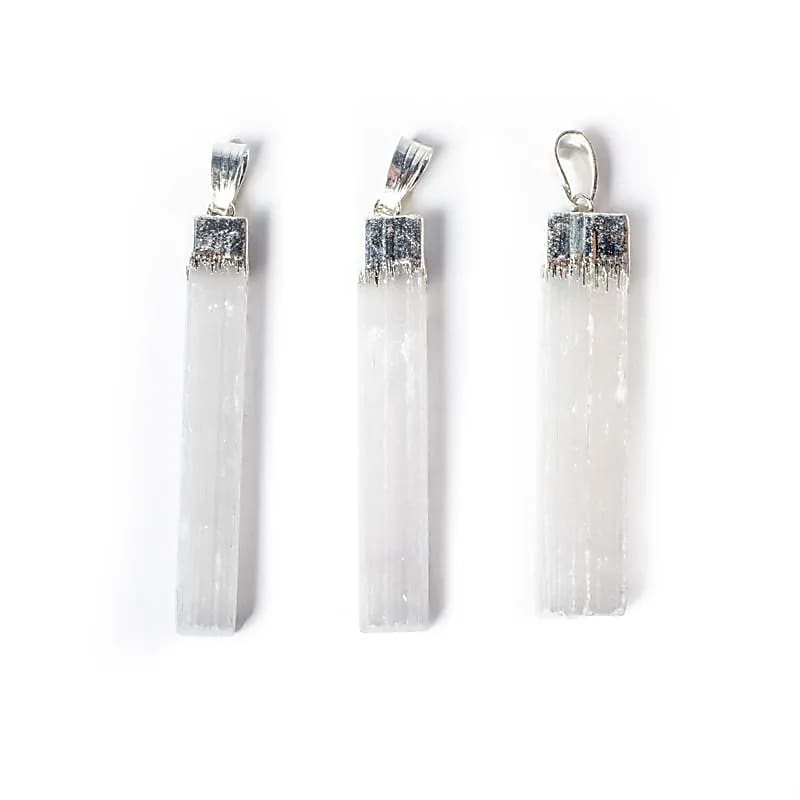 Pendentif sélénite blanche brute -- ±6cm