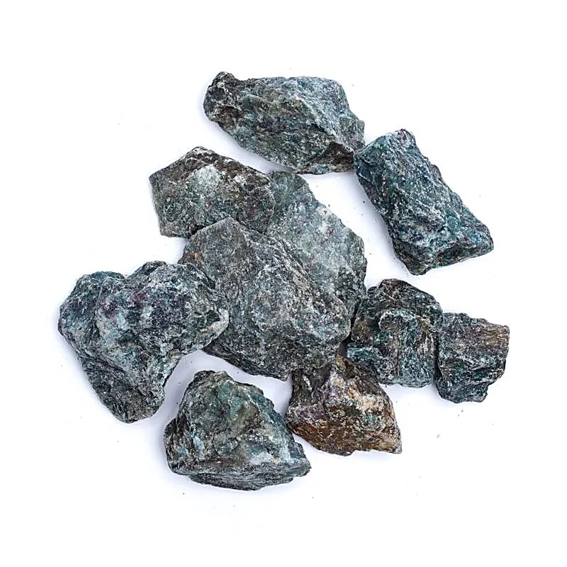 Rubis brut avec Cyanite -- ±3-8cm; ±1000g