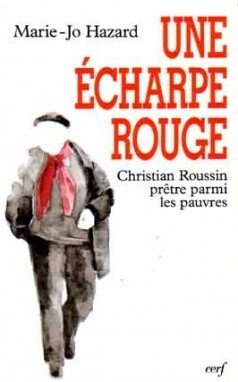 UNE ÉCHARPE ROUGE